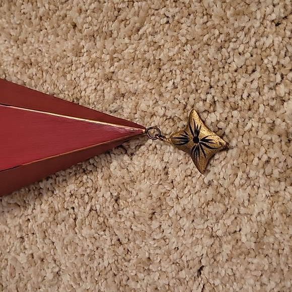 Southern Living at Home Metal Shelf - Picture 2 of 8